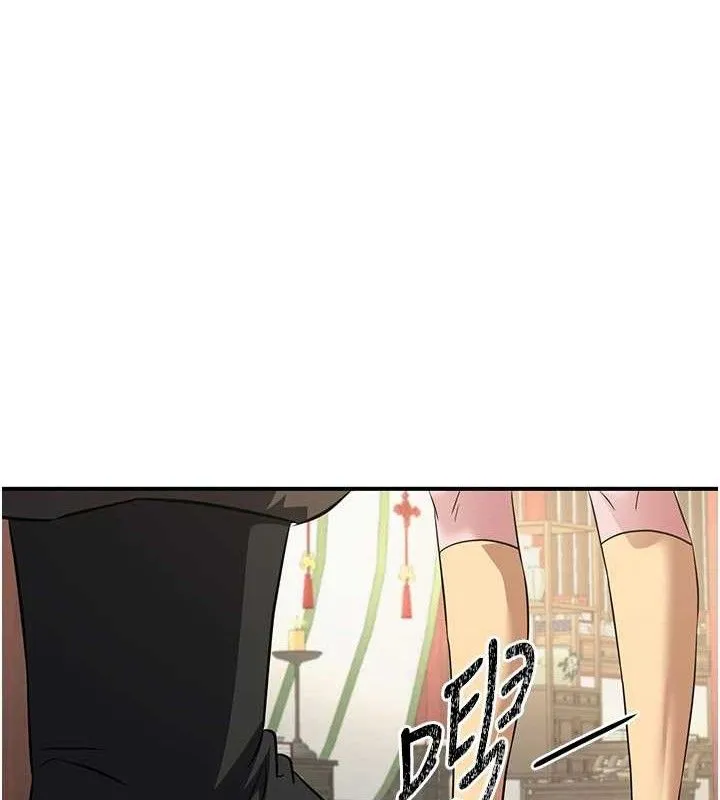 煉慾:色魔再臨第5話-大庭廣眾下露出雪乳