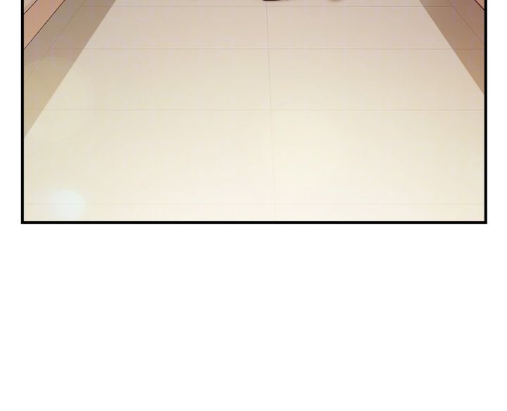 报告女班长:一根突起第49話-屁股被大GG頂…