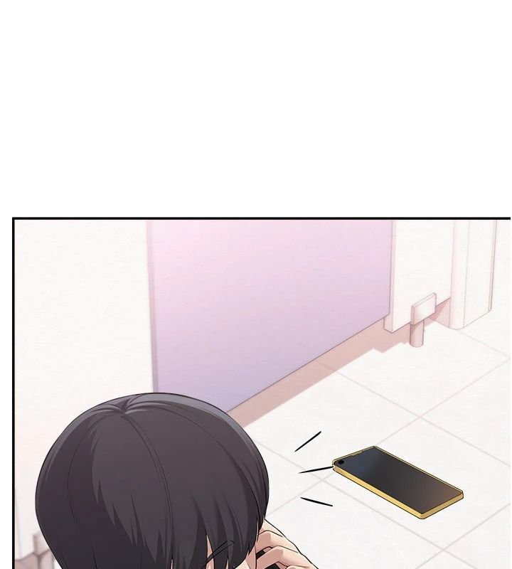 校园成人礼第57話-躲在男廁親密接觸