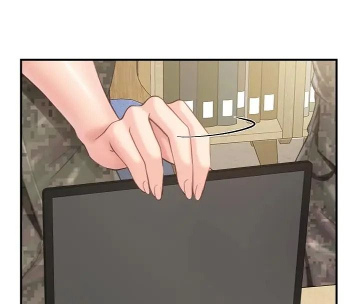 报告女班长:一根突起第74話-拍下監察官的不雅影片